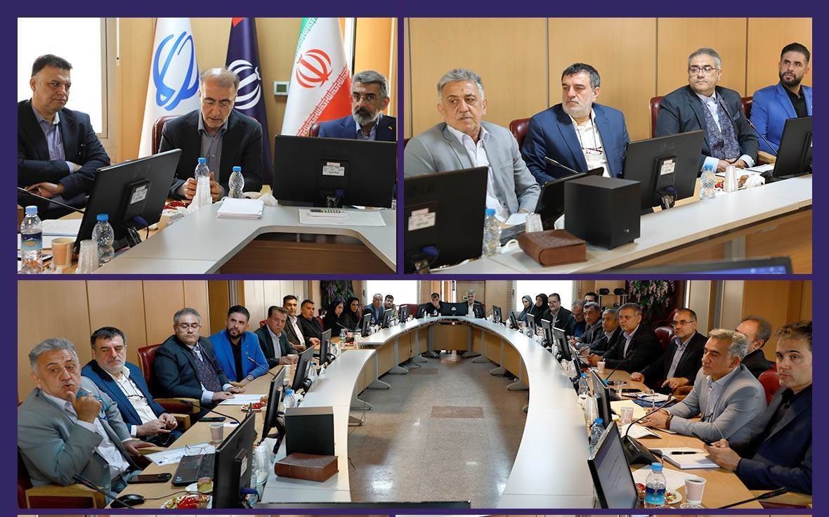 جلسه با مشاور و دستیار ویژه اتاق اصناف تهران با حضور عضو اصلی هیات امنای بازار بزرگ تهران